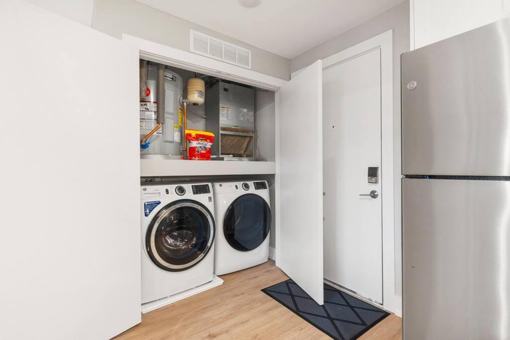 Apartment Nolibs, By Fishtown, Lux King Bed, Fast Wifi, Sleeps 4ppl, Piers *