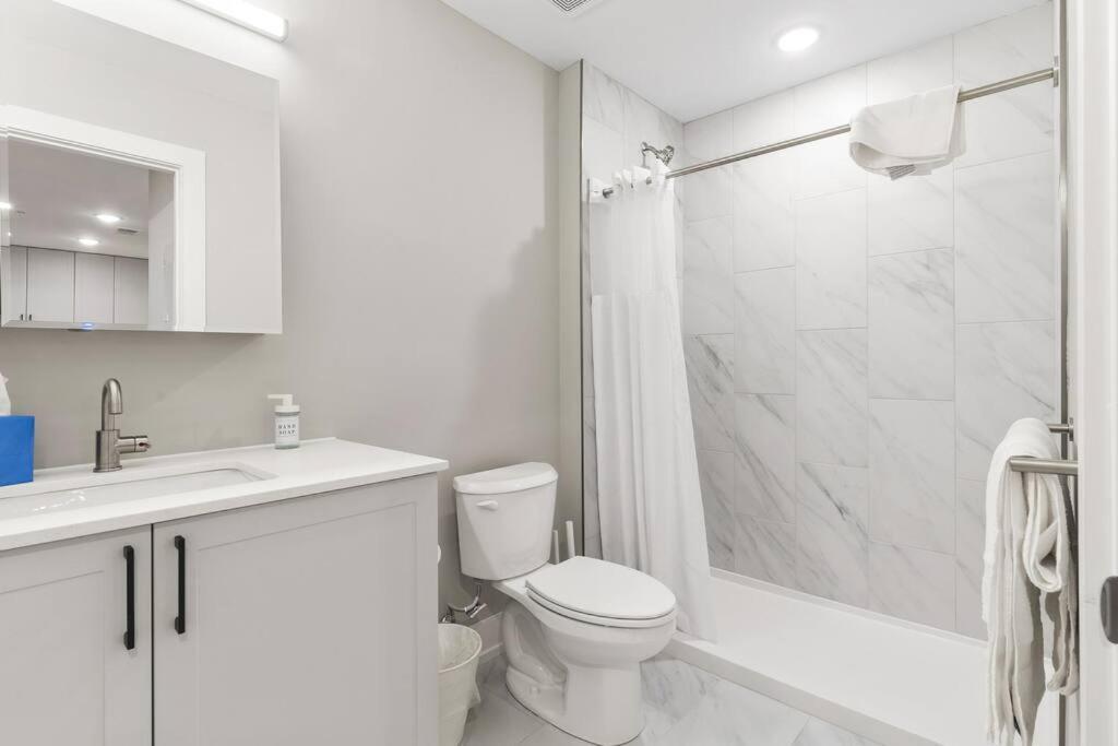 Apartment Nolibs, By Fishtown, Lux King Bed, Fast Wifi, Sleeps 4ppl, Piers